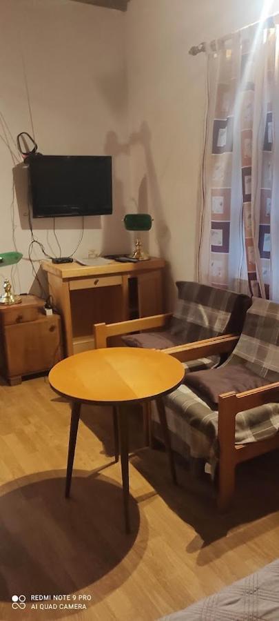 Apartman Sipak Leilighet Fužine Eksteriør bilde